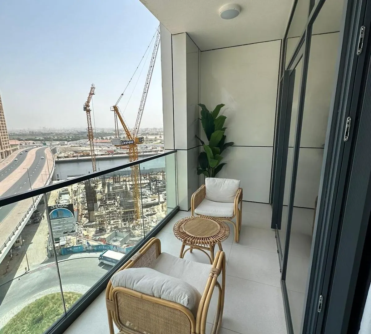 1Br Apartment In Zada Tower Business Bay - Close To Metro Dubai United Arab Emirates